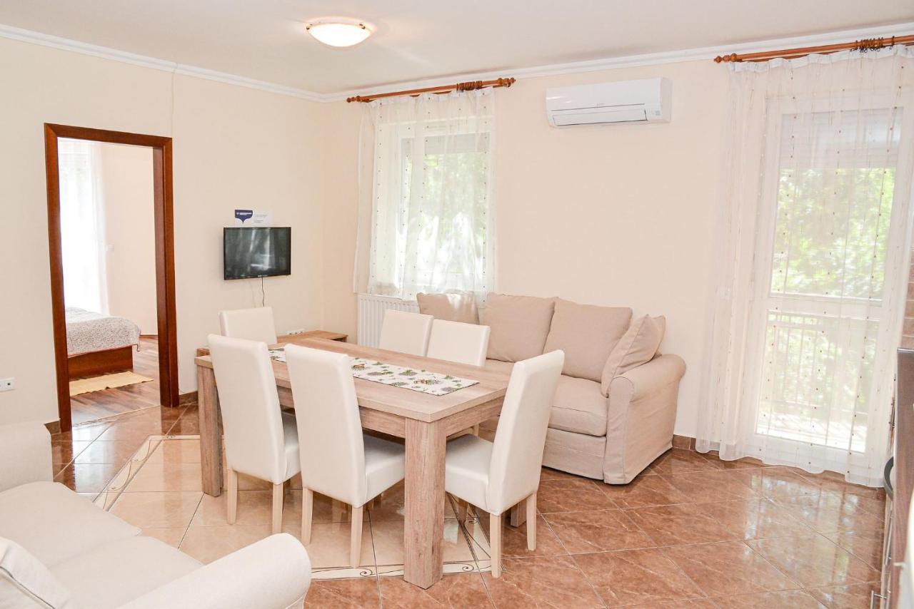 Apartman Otto Hajdúszoboszló Esterno foto