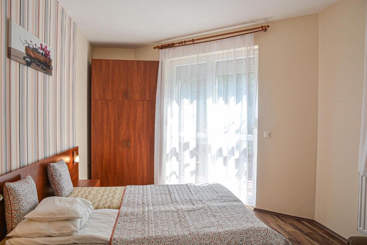 Apartman Otto Hajdúszoboszló Esterno foto